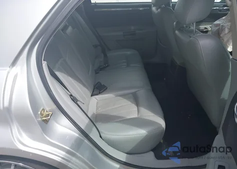 2006 Chrysler 300C from USA, damaged, VIN 2C3KA63H96H223740